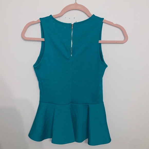 Turquoise Top - Picture 3 of 3